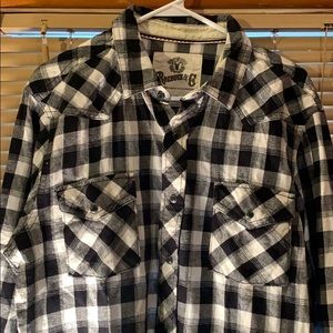 Men’s plaid flannel shirt size Lg Roebuck & Co